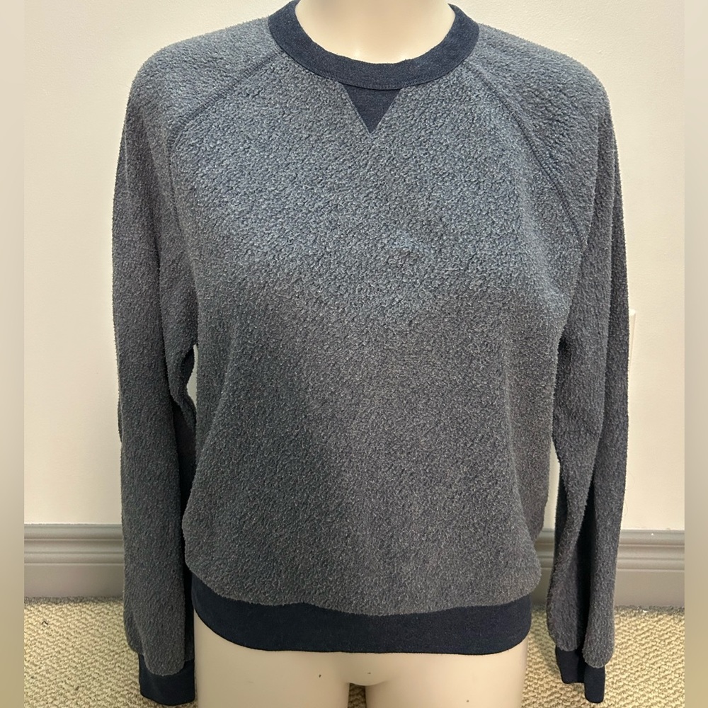 2/$20❤️- SWEATER | Women’s Alternative sweater size XL (fits like a medium)
